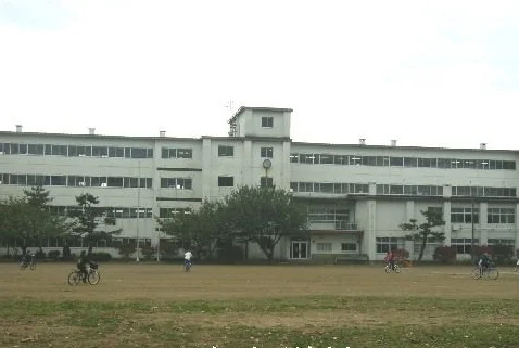 湊小学校まで450m