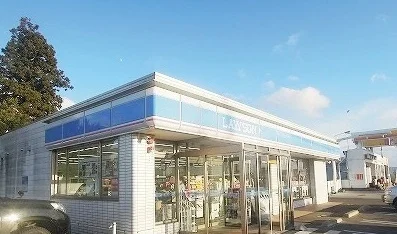 ローソンまで1200m