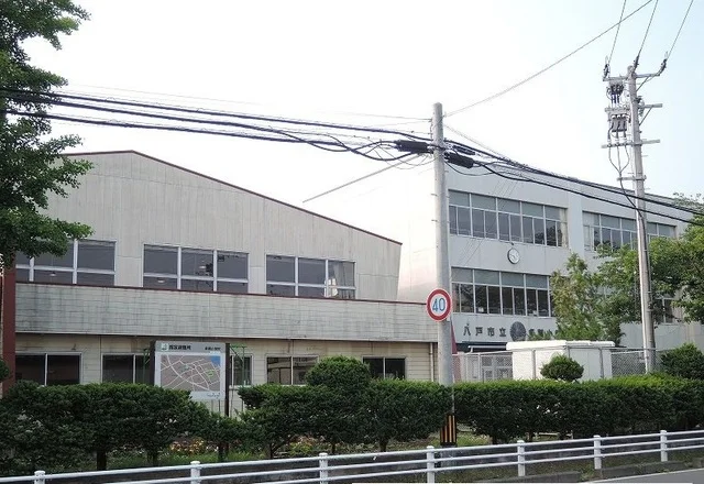 多賀小学校まで650m