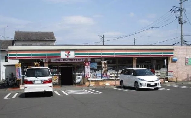 セブンイレブン若林3丁目店まで550m