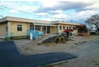 にしね幼稚園まで1100m