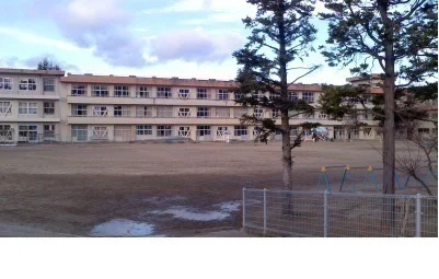 福島市立渡利小学校まで1000m