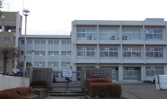 福島市立信夫中学校まで750m