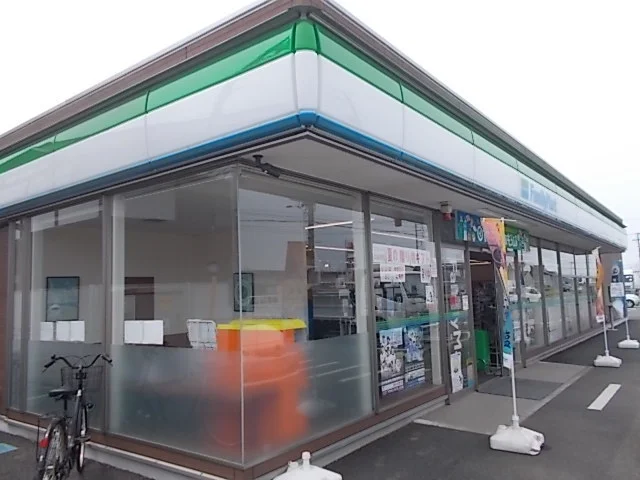 ファミリーマート 水戸住吉店まで750m