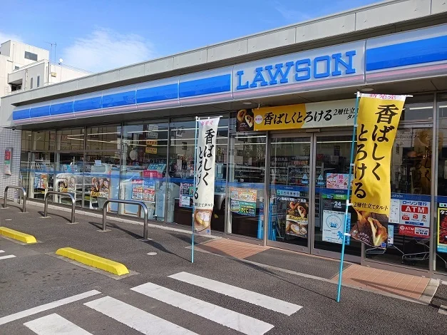 ローソン片岡町一丁目店まで450m