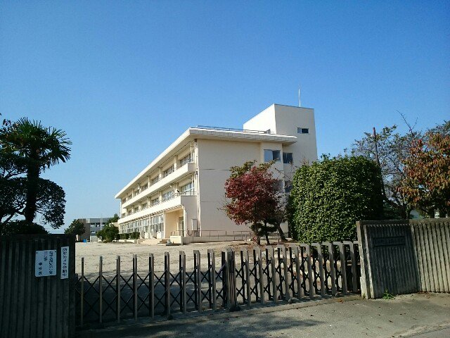 玉村町立上陽小学校まで1500m