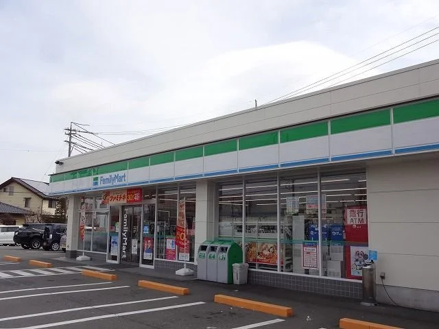 ファミリーマート　松本高宮店まで800m