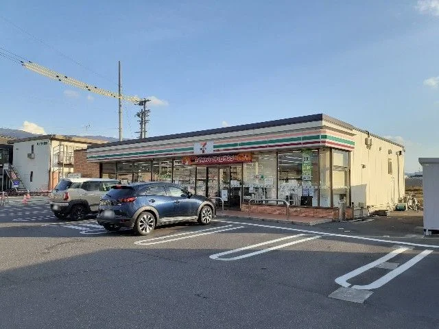 セブンイレブン 松本芳川村井店まで700m