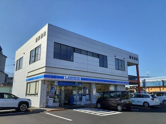 ローソン　箕輪町松島店まで800m