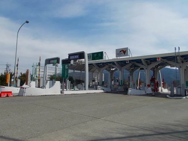 伊北インターまで2760m