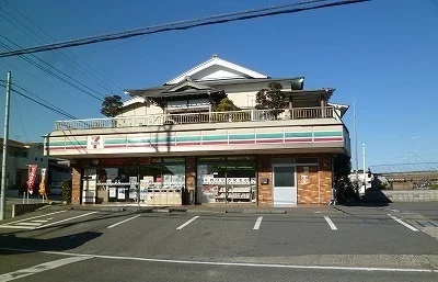 セブンイレブン西沢田店まで500m
