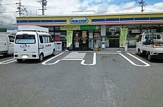 ミニストップまで2000m