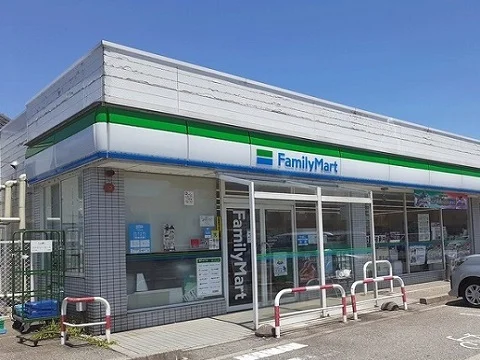 ファミリーマート富山稲荷町店まで450m