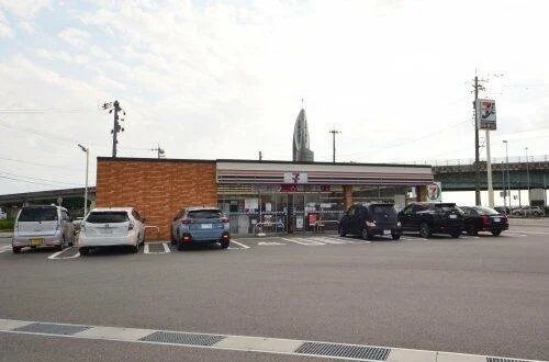 セブンイレブンまで350m