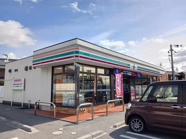 セブンイレブン長浜平方町店様まで850m