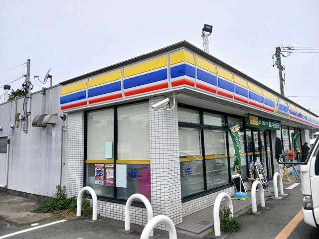 ミニストップまで758m