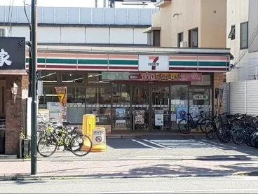 セブンイレブン円町駅前まで290m