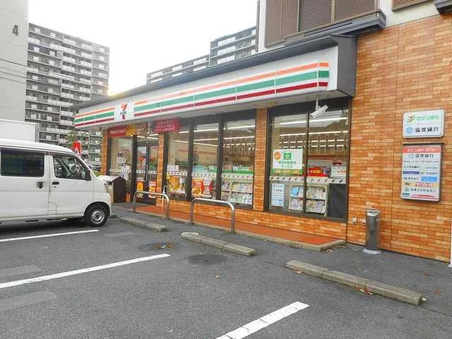 セブンイレブン守山駅東口まで1000m