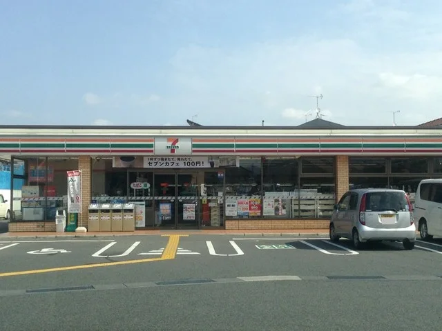 セブンイレブン　大津一里山店まで850m
