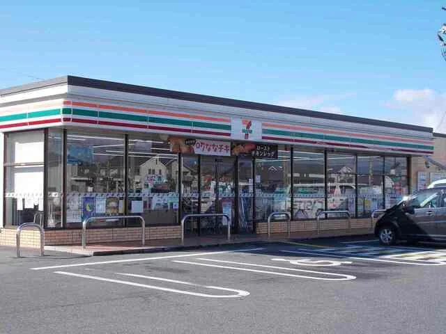 セブンイレブン　草津下笠店まで450m