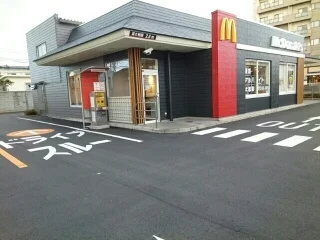 マクドナルド高見ノ里店様まで180m