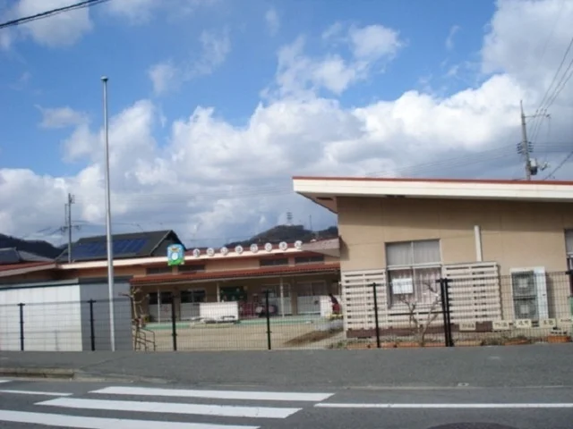 玉野市立田井幼稚園まで1500m