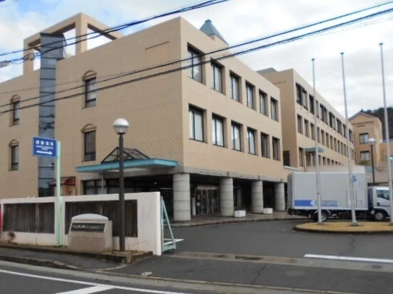 県立医科大学保健看護学部様まで210m