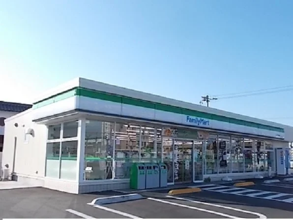 ファミリーマート東古松中央店まで400m