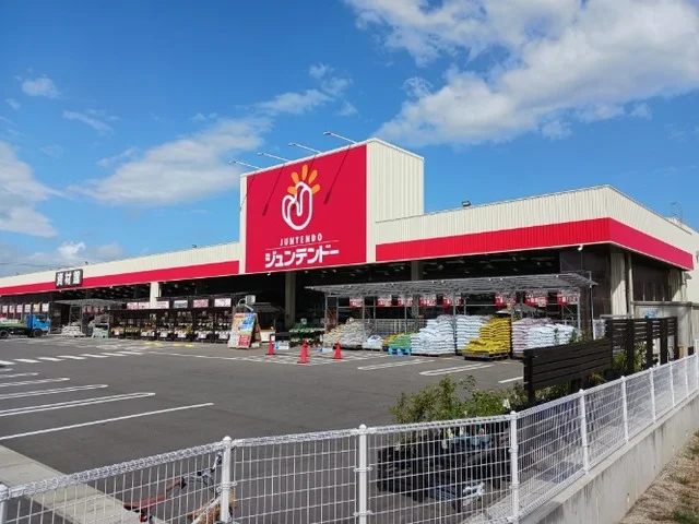 ジュンテンドーさんまで1700m