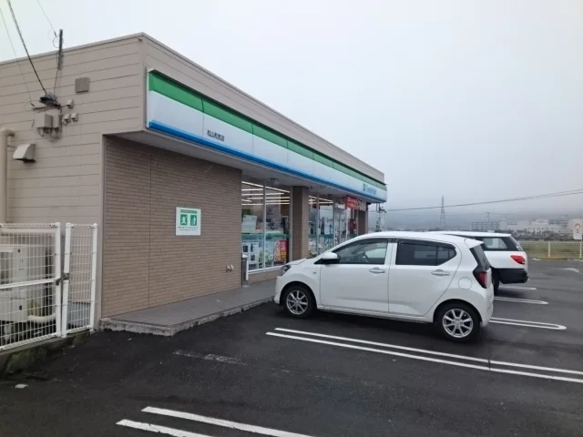 ファミリーマート和気店様まで850m