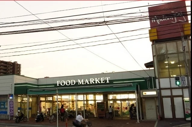 マダムジョイまで1000m