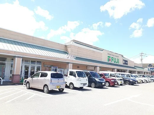 フジ垣生店様まで1400m