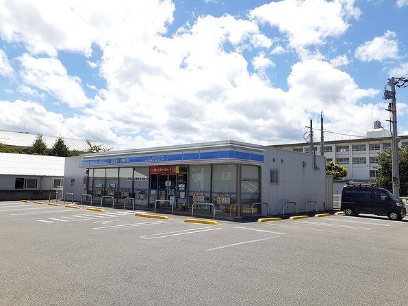 ローソン西垣生町店様まで650m