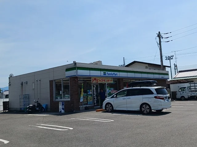 ファミリーマート松前役場前店様まで400m
