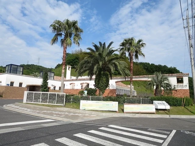 冠山総合公園まで2100m