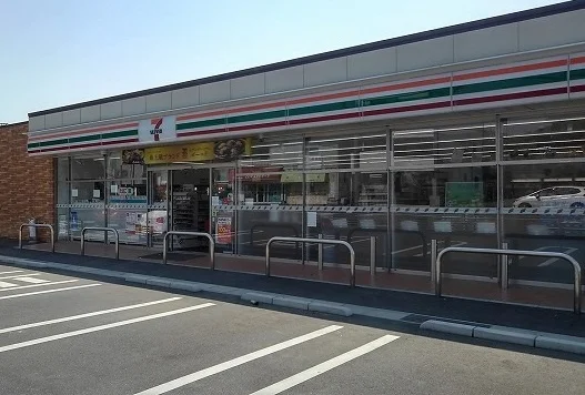 セブンイレブンまで350m