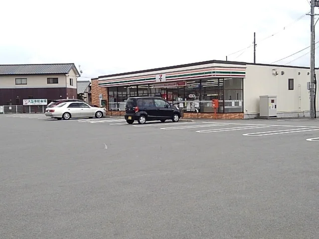 セブンイレブン 広川川瀬店まで440m
