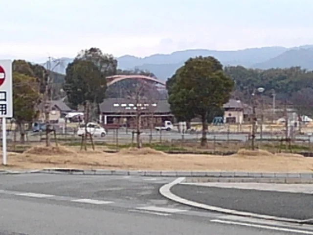 川の駅船小屋　恋ぼたるまで660m