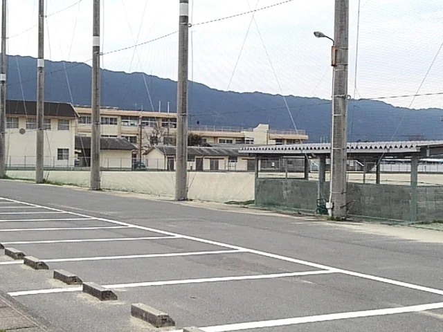船越小学校まで880m