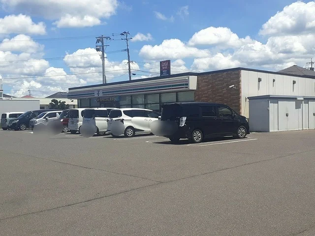 セブンイレブン富の原2丁目店まで311m