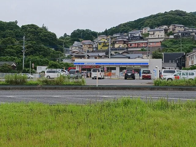 ローソン諫早小野町店まで976m