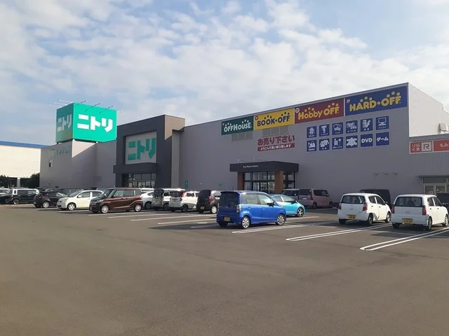 ニトリ東諫早店まで1934m