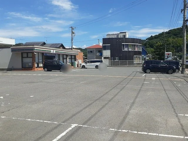 セブンイレブン琴海村松店まで1580m
