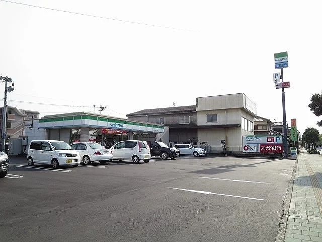 ファミリーマート東浜１丁目まで290m