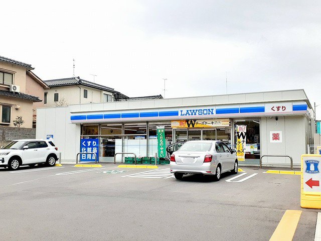 ローソン金沢泉野町店まで373m