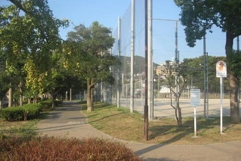 萩ヶ丘公園まで500m