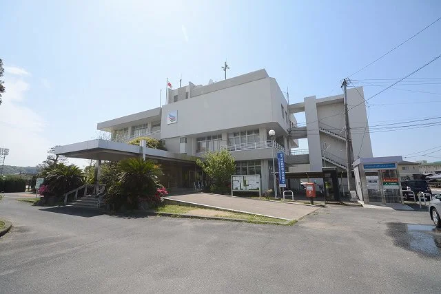 みやこ町役場　豊津支所まで700m