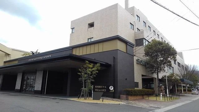 松柏園ホテルまで1200m