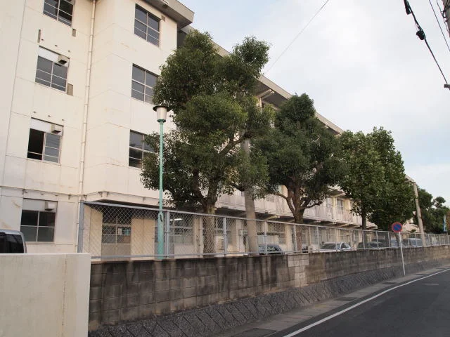 北九州市立　横代中学校まで900m