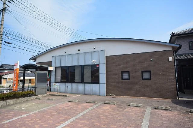 小波瀬郵便局まで1200m